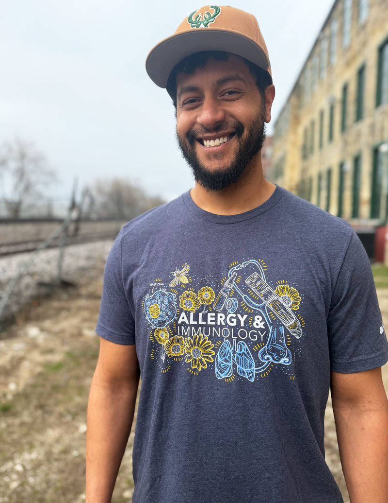 NUTEMPEROR x Antigen x Kim Laughton Tシャツ Allergy & Immunology Unisex T.Shirt – arteryink